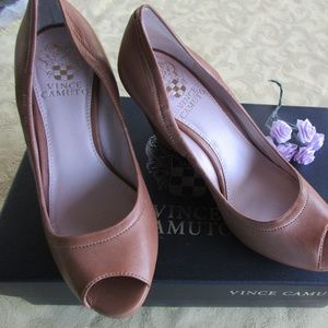 Vince Camuto Tan Leather Peep Toe Wedge 6